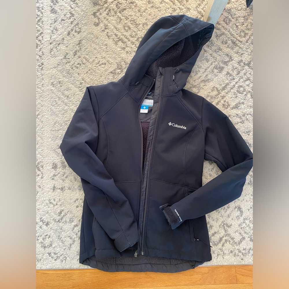 Columbia fleece lined coat